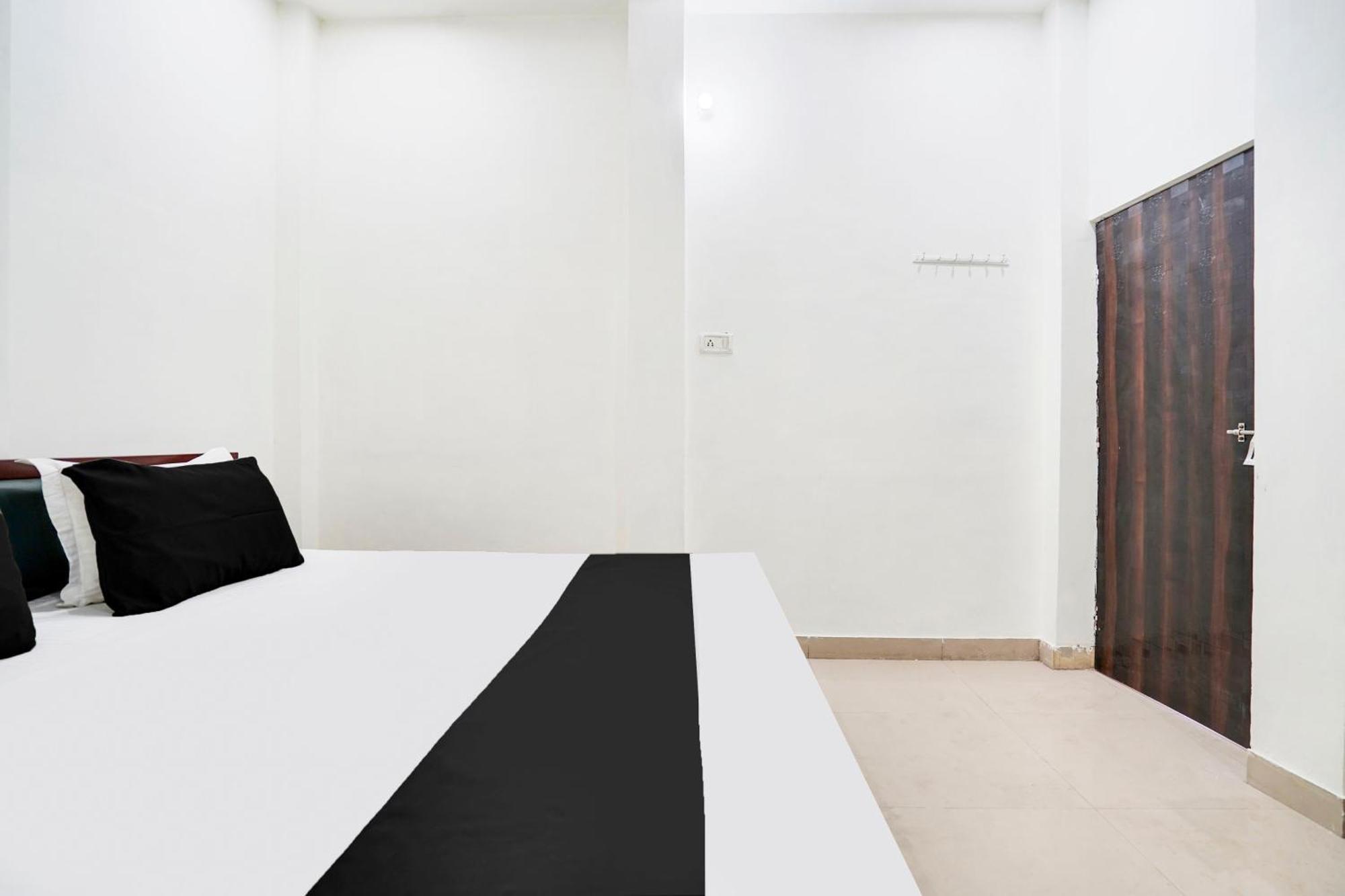 Hotel O The Moon بريلي المظهر الخارجي الصورة